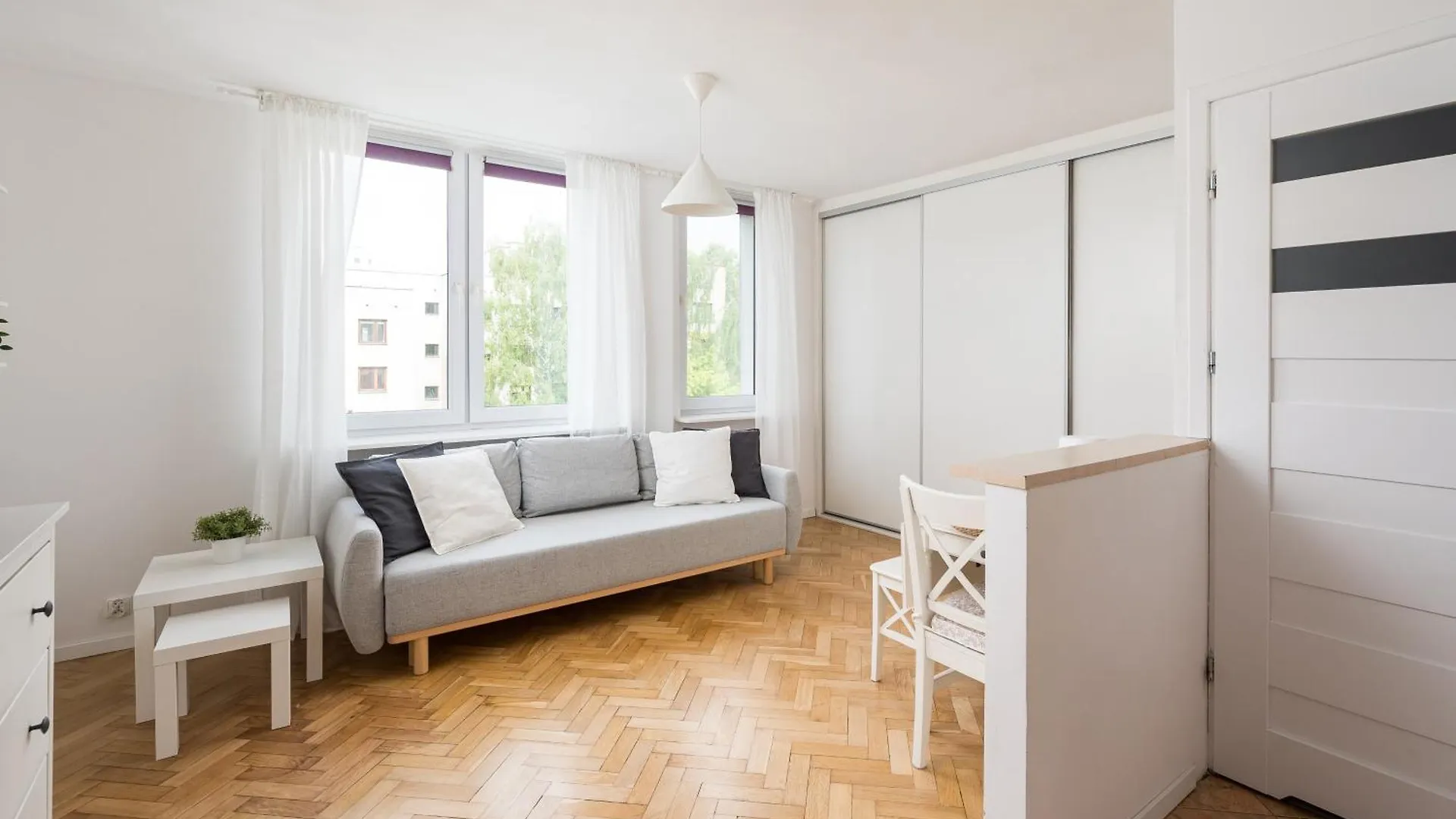 Urbanistow Cosy Studio location